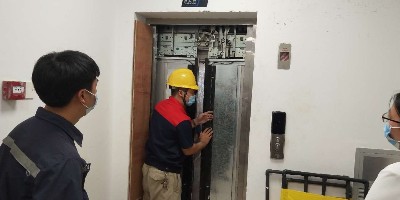 电梯数字背后的生命密码：小区住户必知的安全指南