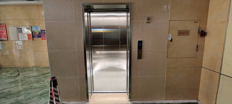 老旧电梯更新改造